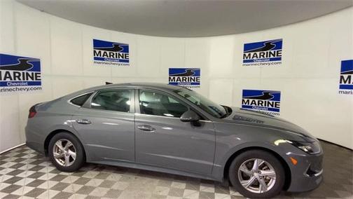 2022 Hyundai SONATA SE