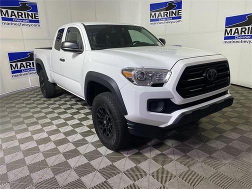 2019 Toyota Tacoma SR