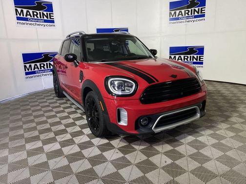 Chili Red 2022 MINI Countryman Cooper