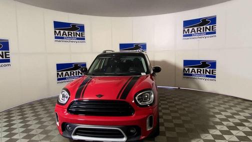 Chili Red 2022 MINI Countryman Cooper