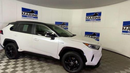 2020 Toyota RAV4 Hybrid SE