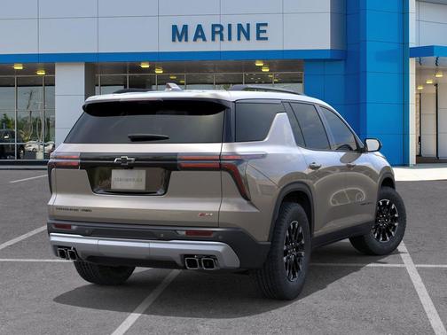 Sandstone Gray 2026 Chevrolet Traverse AWD Z71