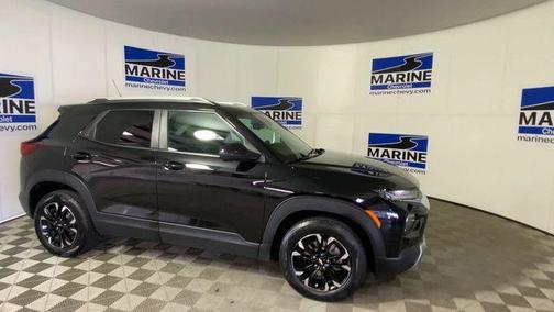 Mosaic Black Metallic 2023 Chevrolet Trailblazer LT