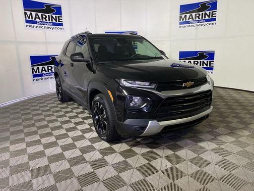 Mosaic Black Metallic 2023 Chevrolet Trailblazer LT