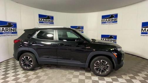 Mosaic Black Metallic 2023 Chevrolet Trailblazer LT