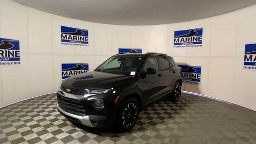 Mosaic Black Metallic 2023 Chevrolet Trailblazer LT