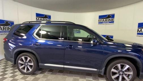 Obsidian Blue Pearl 2025 Honda Pilot Touring 8-Passenger