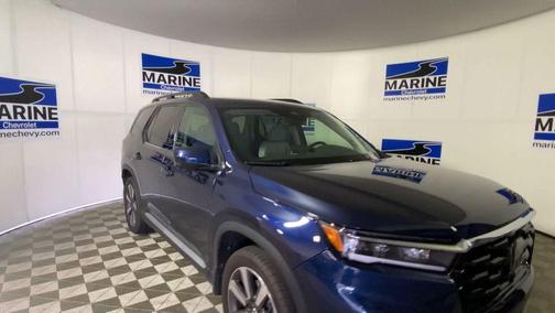 Obsidian Blue Pearl 2025 Honda Pilot Touring 8-Passenger