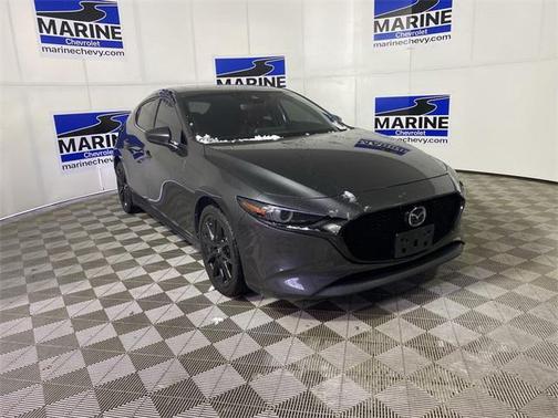 2022 Mazda Mazda3 FWD w/Premium Package