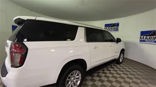 2024 Chevrolet Suburban LS