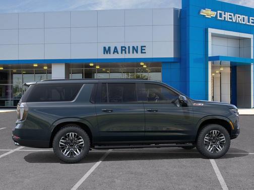 Cypress Gray 2026 Chevrolet Suburban Z71, 4WD