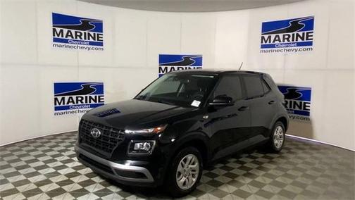 2023 Hyundai VENUE SE