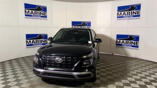 2023 Hyundai VENUE SE