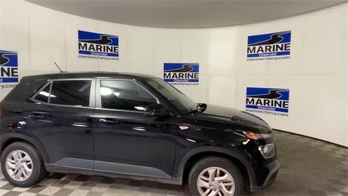 2023 Hyundai VENUE SE