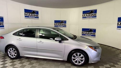 Classic Silver Metallic 2025 Toyota Corolla LE