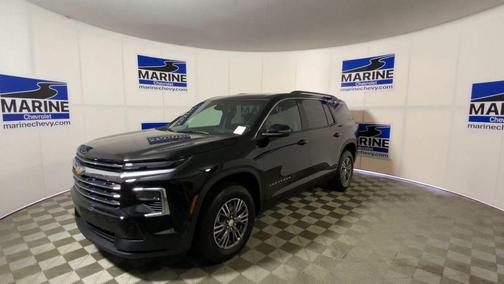 Mosaic Black Metallic 2026 Chevrolet Traverse LT