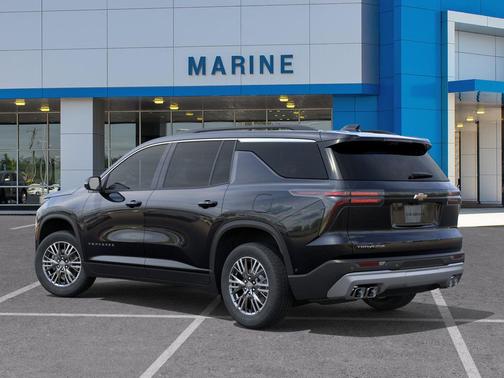 Mosaic Black Metallic 2026 Chevrolet Traverse LT
