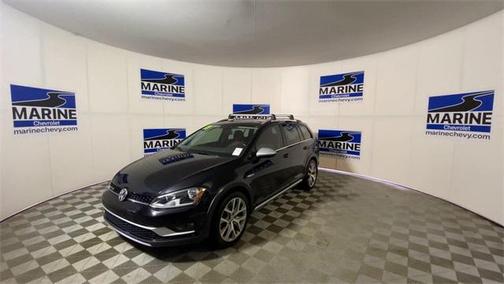 2017 Volkswagen Golf Alltrack TSI S
