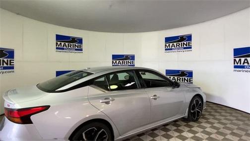 2023 Nissan Altima SR FWD