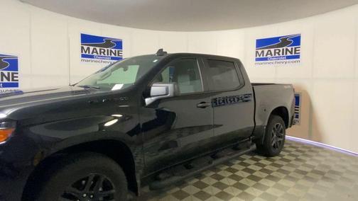 Black 2025 Chevrolet Silverado 1500 Custom