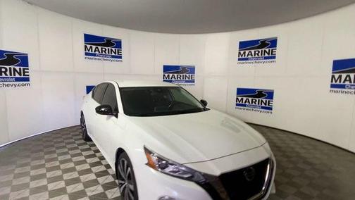Pearl White Tricoat 2022 Nissan Altima SR FWD