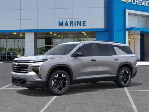 Sterling Gray Metallic 2027 Chevrolet Traverse LT