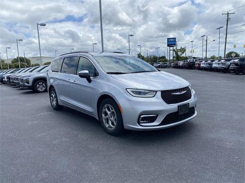 2023 Chrysler Pacifica Limited