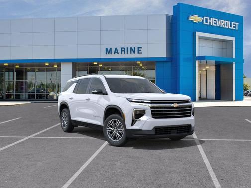 Polar White Tricoat 2027 Chevrolet Traverse LT