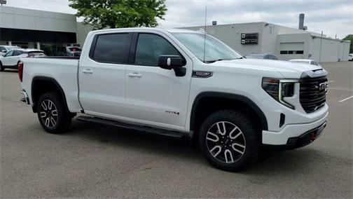 2023 GMC Sierra 1500 AT4