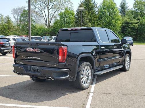 Onyx Black 2023 GMC Sierra 1500 Denali