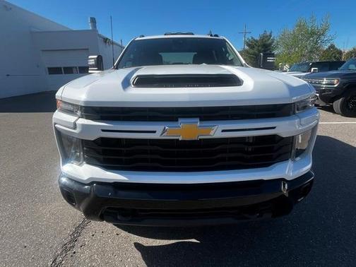 2024 Chevrolet Silverado 2500 Custom
