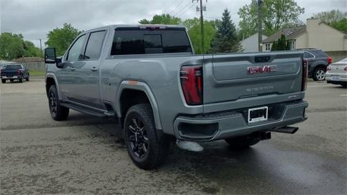 2024 GMC Sierra 2500 AT4