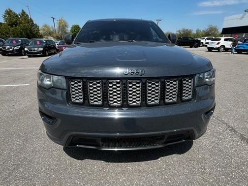 2017 Jeep Grand Cherokee Altitude