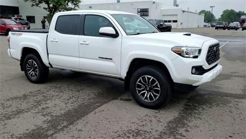 2022 Toyota Tacoma TRD Sport