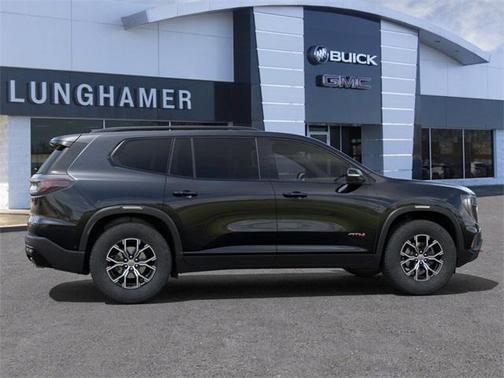 2025 GMC Acadia AT4