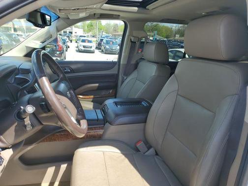 Iridescent Pearl Tricoat 2018 Chevrolet Tahoe Premier