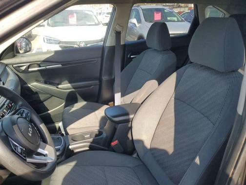 Cherry Black 2023 Kia Seltos LX