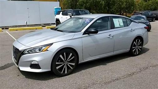 2022 Nissan Altima 2.5 SR
