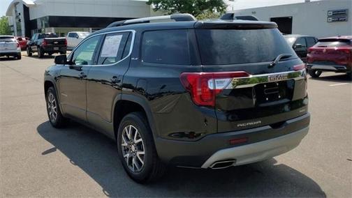 2022 GMC Acadia SLE