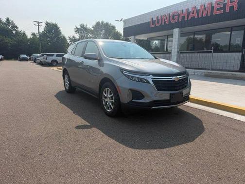 Sterling Gray Metallic 2024 Chevrolet Equinox 1LT