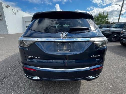 2022 Buick Enclave Avenir