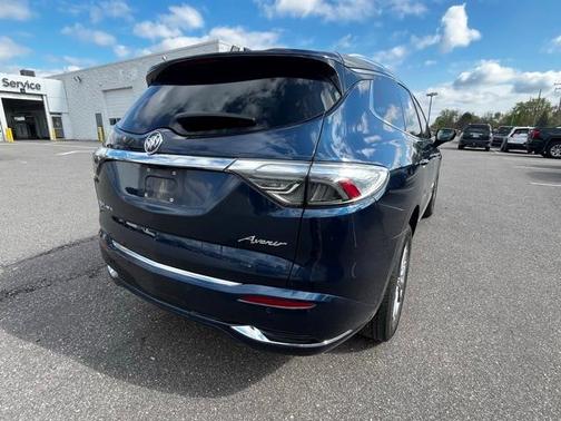 2022 Buick Enclave Avenir