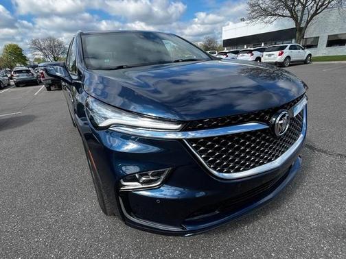 2022 Buick Enclave Avenir