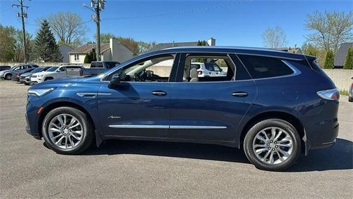 2022 Buick Enclave Avenir