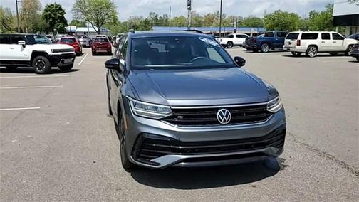 2022 Volkswagen Tiguan 2.0T SE R-Line Black