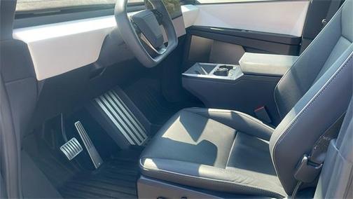 2024 Tesla Cybertruck Cyberbeast