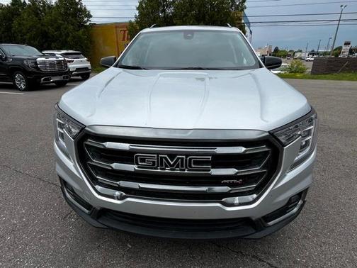 2022 GMC Terrain AT4