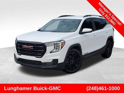 Summit White 2022 GMC Terrain SLE
