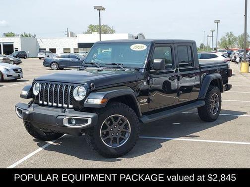 Black Clearcoat 2020 Jeep Gladiator Overland
