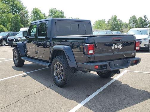 Black Clearcoat 2020 Jeep Gladiator Overland